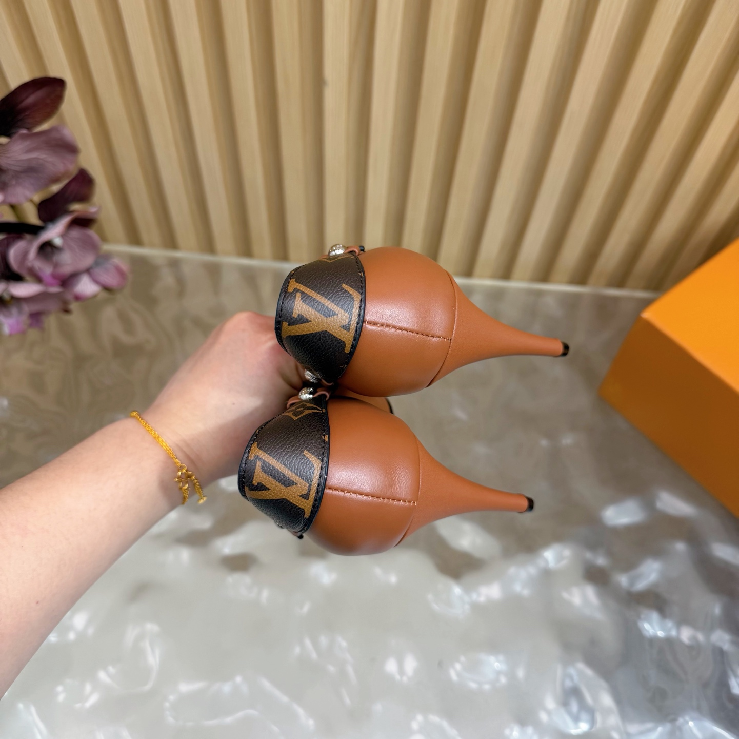 Women's high heels